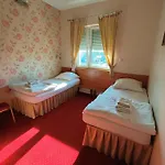 Bella Casa Bed & Breakfast 3*