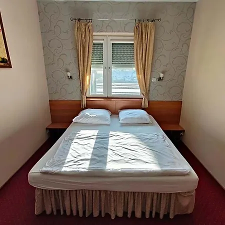 Bella Casa 4* Łomianki