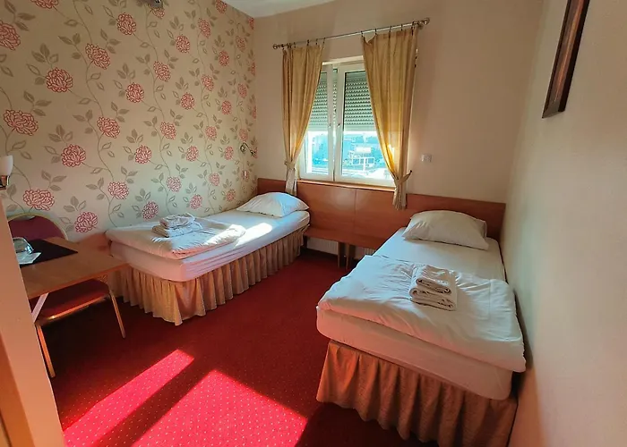 Bella Casa Bed & Breakfast 3*