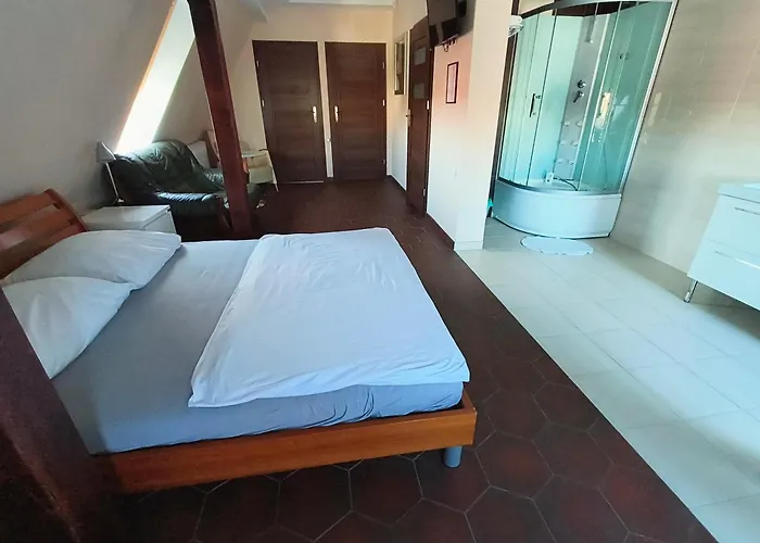 Bella Casa Bed & Breakfast 3*